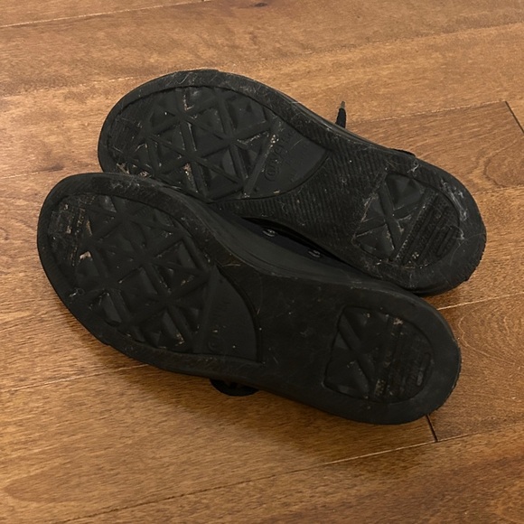 Classic Black Converse Sneakers, women’s 6.5 - Picture 5 of 8